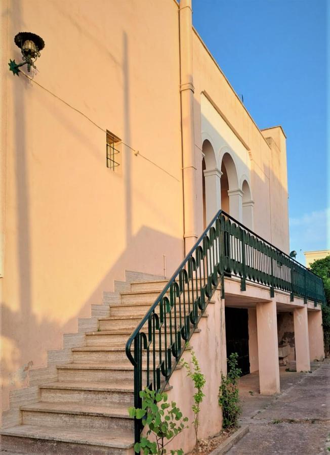Villa Nel Salento - Ampie Camere E Giardino, Fino A 9 Persone Barbarano del Capo 外观 照片